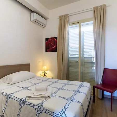 Saija Con Piscina Appartamento